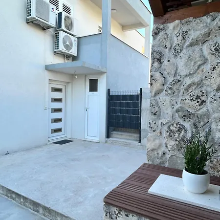 Mia Kastela